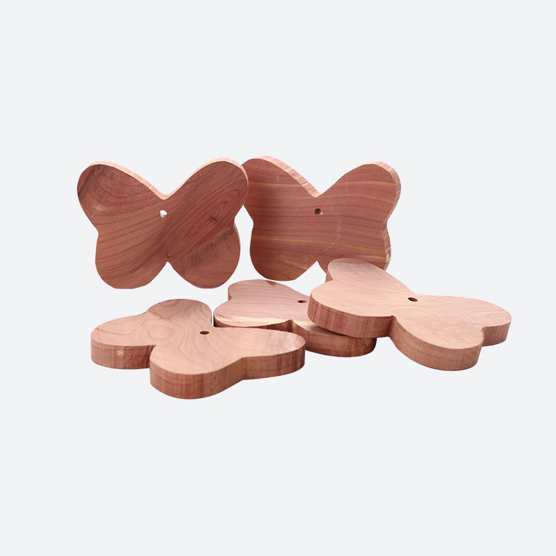 Butterfly shape Wooden decorations Small pieces can be combined randomly